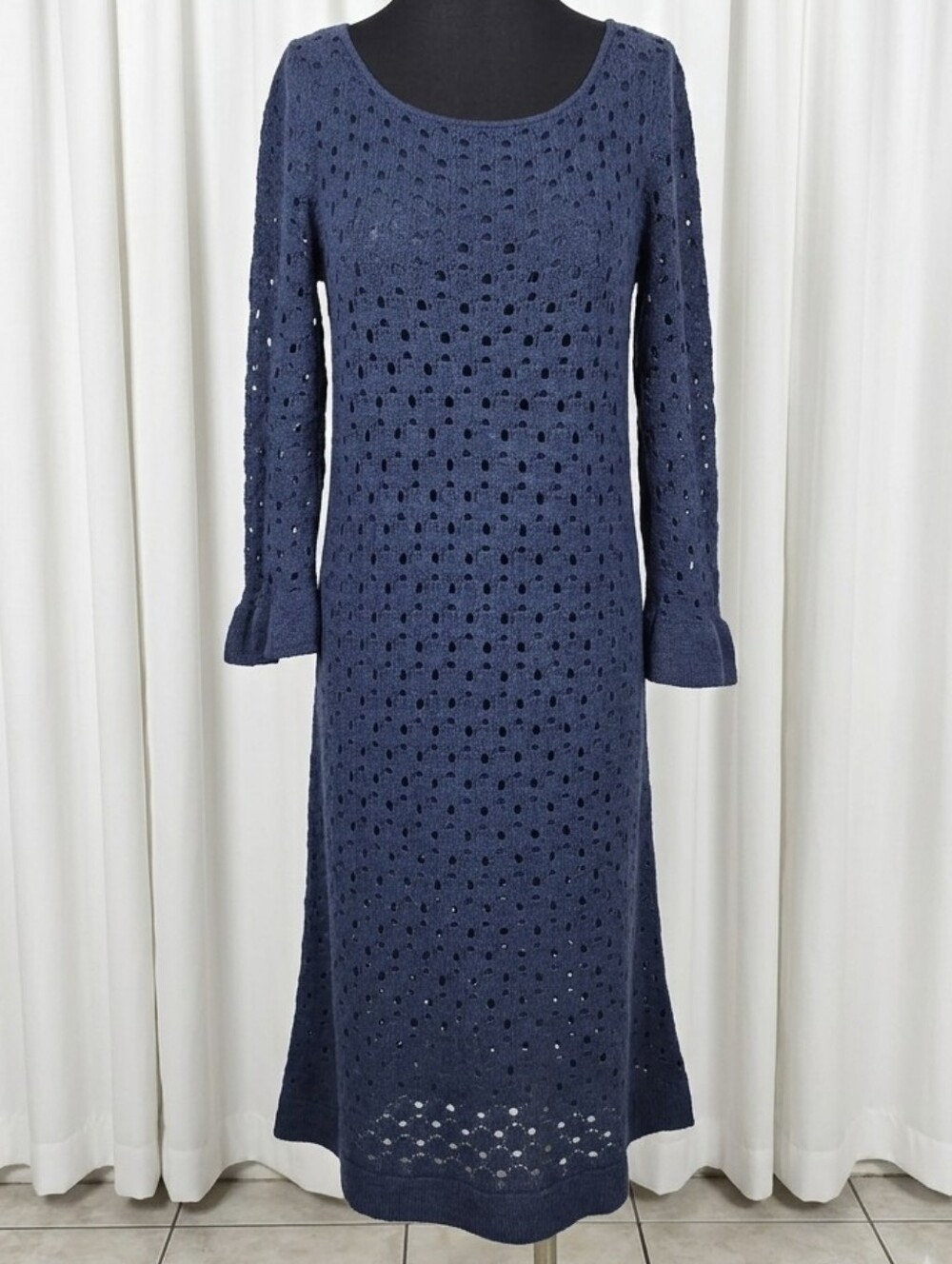 Lilly Pulitzer Navy Crochet Knit Long-Sleeve Midi Dress *(Missing Slip)